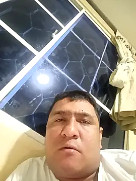 luis20212 online show from March 29, 5:29 am