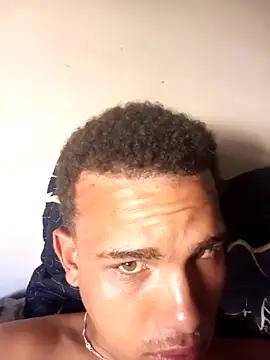 Snapshot of daddys_home69 chatting on March 28, 8:36 am daddys home69 online show from March 28, 8:36 am