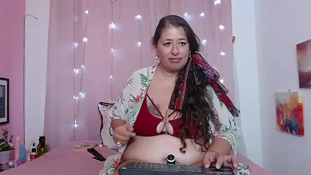 Snapshot of SALAMANDRA_FRANCO chatting on April 13, 9:20 pm SALAMANDRA FRANCO online show from April 13, 9:20 pm