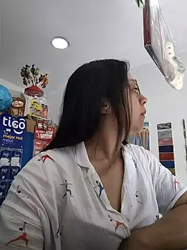 Snapshot of Violeta--7 chatting on June 12, 1:43 pm Violeta--7 online show from June 12, 1:43 pm