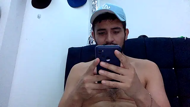 Snapshot of derek_smiith chatting on June 27, 12:26 am derek smiith online show from June 27, 12:26 am