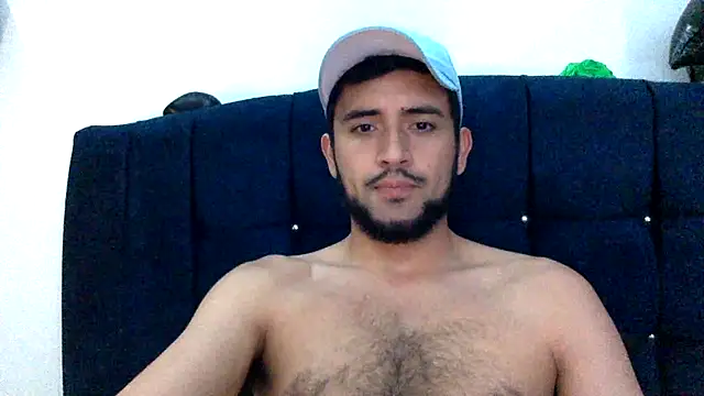 Snapshot of derek_smiith chatting on July 2, 4:29 am derek smiith online show from July 2, 4:29 am
