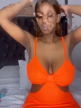 Snapshot of Teddy-22 chatting on April 3, 2:15 pm Teddy-22 online show from April 3, 2:15 pm