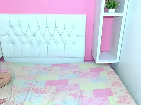 Snapshot of 23alana chatting on April 16, 3:29 am 23alana online show from April 16, 3:29 am