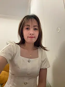 Snapshot of Yang_218 chatting on April 30, 6:53 am Yang 218 online show from April 30, 6:53 am