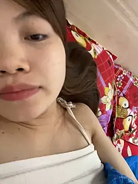 Snapshot of -Vaci- chatting on April 1, 2:03 pm -Vaci- online show from April 1, 2:03 pm