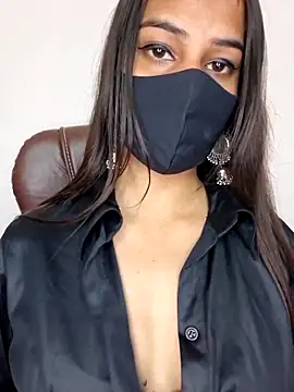 Snapshot of SIYA-143_ chatting on April 30, 5:58 am SIYA-143 online show from April 30, 5:58 am