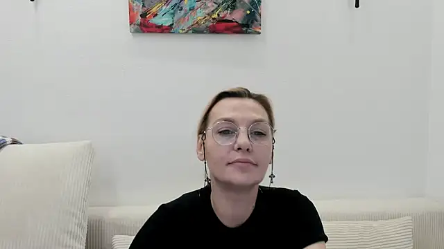 OeigesMik online show from March 30, 10:16 am