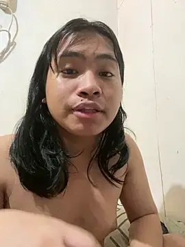 lulueraxxxx online show from May 22, 9:53 pm