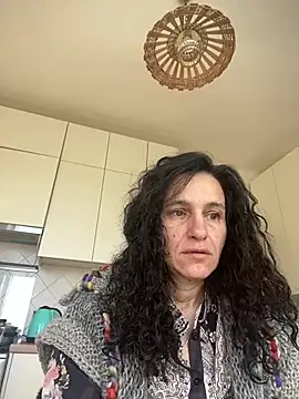 StellaMia263 online show from May 6, 7:02 am