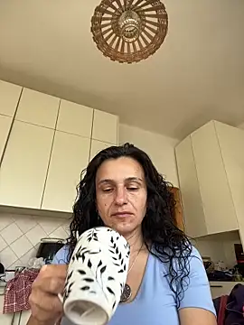 Snapshot of StellaMia263 chatting on June 19, 5:56 am StellaMia263 online show from June 19, 5:56 am