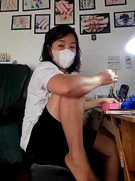 Snapshot of hana_2girl chatting on March 31, 3:19 am hana 2girl online show from March 31, 3:19 am