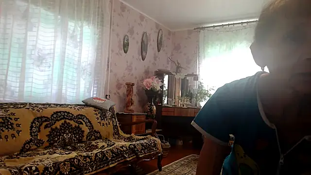 Shooting-Star- online show from June 9, 2:39 pm