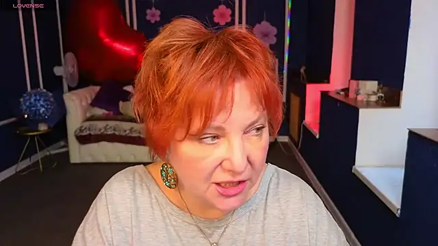 Kira Kingslee online show from April 22, 11:12 am