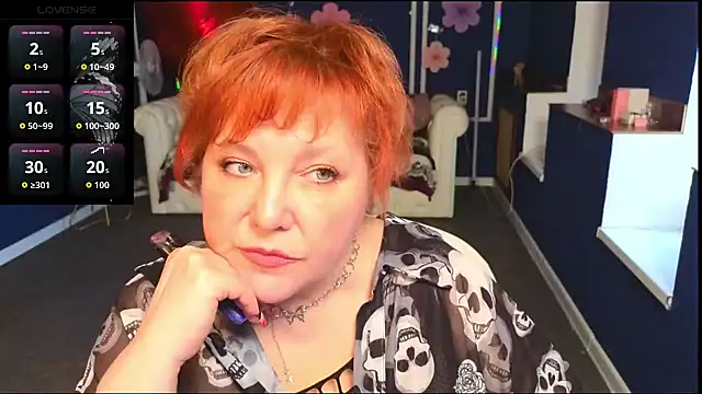 Kira Kingslee online show from May 2, 9:36 am