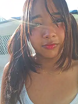 Snapshot of Pretty_karol chatting on June 20, 12:30 pm Pretty karol online show from June 20, 12:30 pm