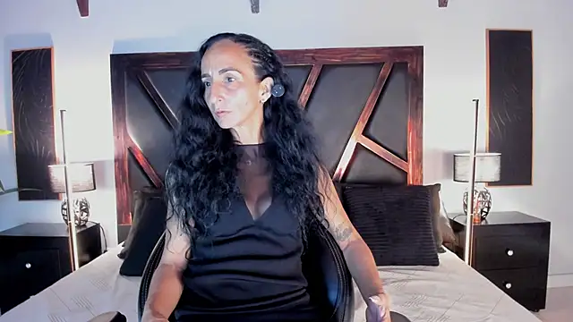 Snapshot of SamanttaLopez chatting on April 10, 1:05 pm SamanttaLopez online show from April 10, 1:05 pm