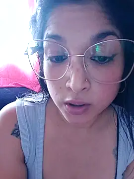 Snapshot of Steffanny2026 chatting on April 17, 6:55 pm Steffanny2026 online show from April 17, 6:55 pm