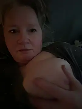 Tinchen Milf online show from April 14, 7:47 am