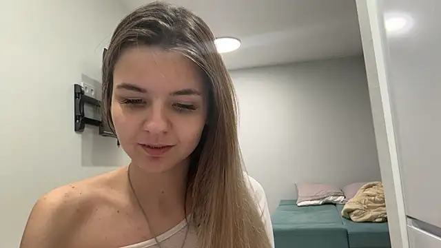Peachy keens online show from April 19, 6:10 pm