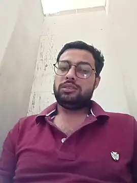 Snapshot of herochoclateboy chatting on April 4, 4:48 pm herochoclateboy online show from April 4, 4:48 pm