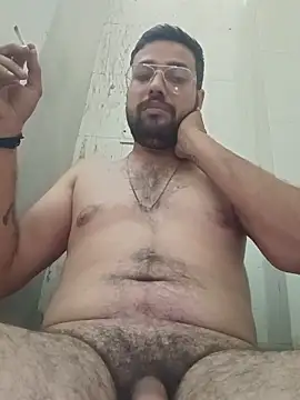 Snapshot of herochoclateboy chatting on May 21, 11:34 pm herochoclateboy online show from May 21, 11:34 pm