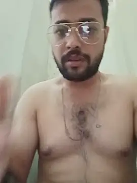 Snapshot of herochoclateboy chatting on May 24, 1:10 am herochoclateboy online show from May 24, 1:10 am