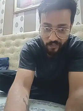 Snapshot of herochoclateboy chatting on June 13, 4:49 pm herochoclateboy online show from June 13, 4:49 pm