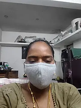 Snapshot of Tamil_Sangeetha chatting on July 11, 12:13 am Tamil Sangeetha online show from July 11, 12:13 am