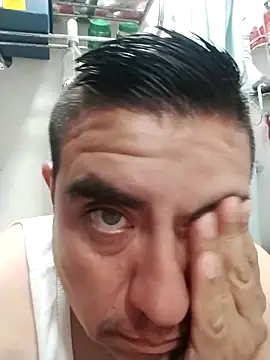 Snapshot of Manuel3910 chatting on June 5, 1:01 am Manuel3910 online show from June 5, 1:01 am