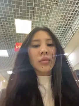 Mia AsianSex online show from April 8, 1:00 pm