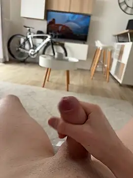 Snapshot of Cobra2007 chatting on March 29, 11:32 am Cobra2007 online show from March 29, 11:32 am