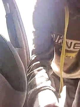 Snapshot of clara22aedx chatting on March 30, 12:17 pm clara22aedx online show from March 30, 12:17 pm