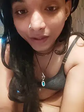 Snapshot of SweetTsAngel chatting on July 12, 9:55 am SweetTsAngel online show from July 12, 9:55 am