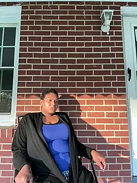 Snapshot of Sweetie8582 chatting on March 30, 10:44 pm Sweetie8582 online show from March 30, 10:44 pm