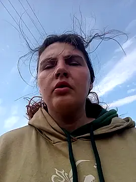 Snapshot of HettySouressx chatting on April 6, 8:59 am HettySouressx online show from April 6, 8:59 am