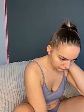 DominaDora17 online show from April 28, 3:17 pm