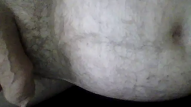 Snapshot of Maralopsari1 chatting on April 5, 6:43 am Maralopsari1 online show from April 5, 6:43 am