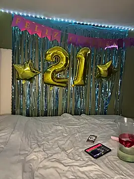 VelvetPrive14 online show from June 17, 5:43 am