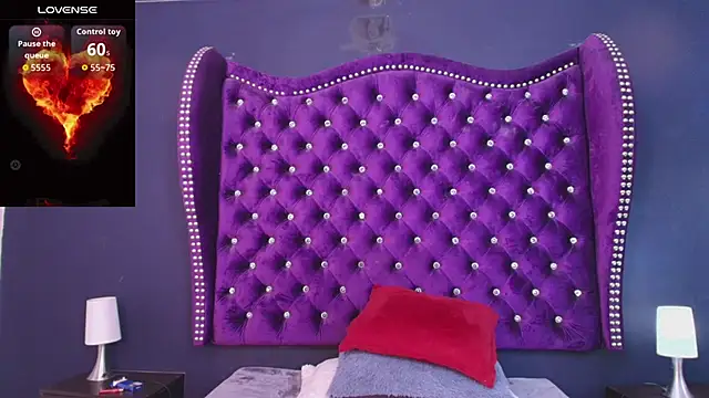 Snapshot of MistressNyx_ chatting on April 22, 1:45 pm MistressNyx online show from April 22, 1:45 pm