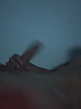 manuelgz42 online show from April 19, 6:32 pm