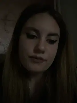 SilkObsession online show from April 5, 9:45 pm