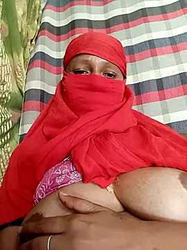 Snapshot of sapan_sexe chatting on April 17, 7:11 am sapan sexe online show from April 17, 7:11 am