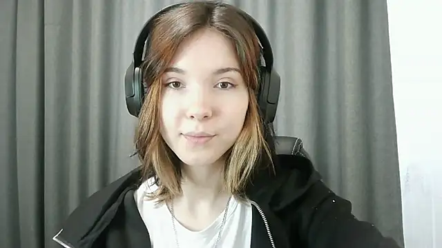 Snapshot of RubyBooby chatting on April 19, 2:16 pm RubyBooby online show from April 19, 2:16 pm