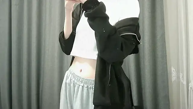 Snapshot of RubyBooby chatting on April 19, 6:10 pm RubyBooby online show from April 19, 6:10 pm