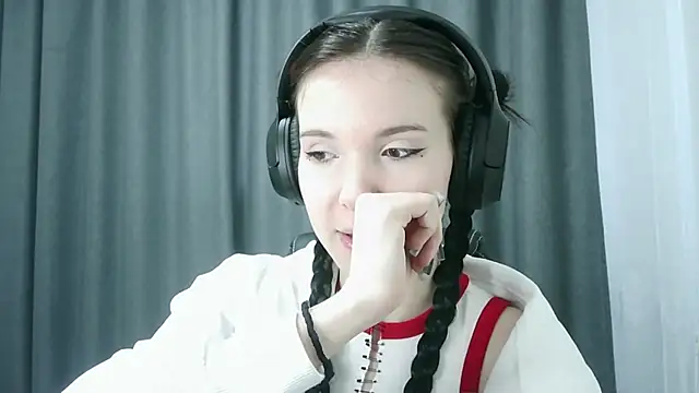 Snapshot of RubyBooby chatting on April 24, 4:09 pm RubyBooby online show from April 24, 4:09 pm