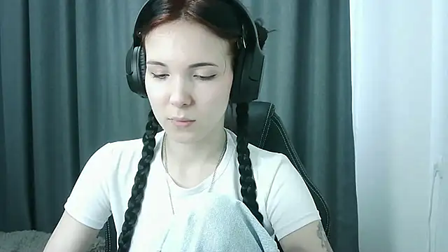 Snapshot of RubyBooby chatting on May 6, 3:06 pm RubyBooby online show from May 6, 3:06 pm