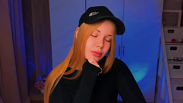 CaseySykes online show from May 16, 10:30 pm