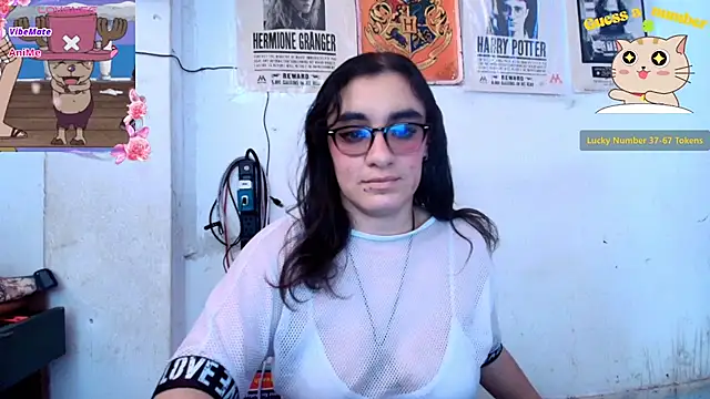 Ellaa honey online show from May 10, 5:18 pm