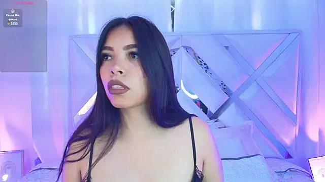 Snapshot of Ariana_castillo02 chatting on April 20, 1:03 pm Ariana castillo02 online show from April 20, 1:03 pm